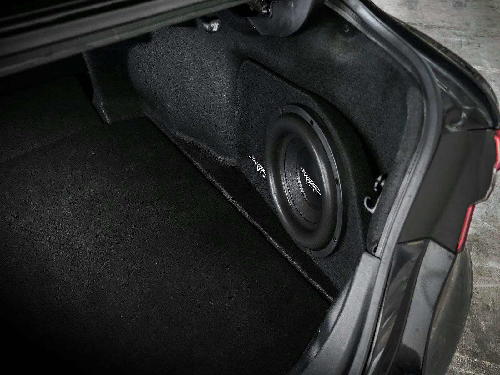 Single 12" 1,200W Max Power Loaded Subwoofer Enclosure Compatible with 2018-2024 Toyota Camry Vehicles #10