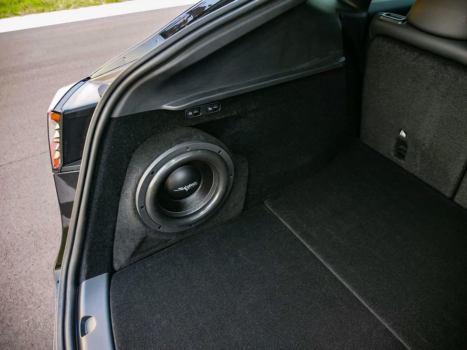 Single 10" 800W Max Power Loaded Subwoofer Enclosure Compatible with 2020-2024 Tesla Model Y Vehicles #11