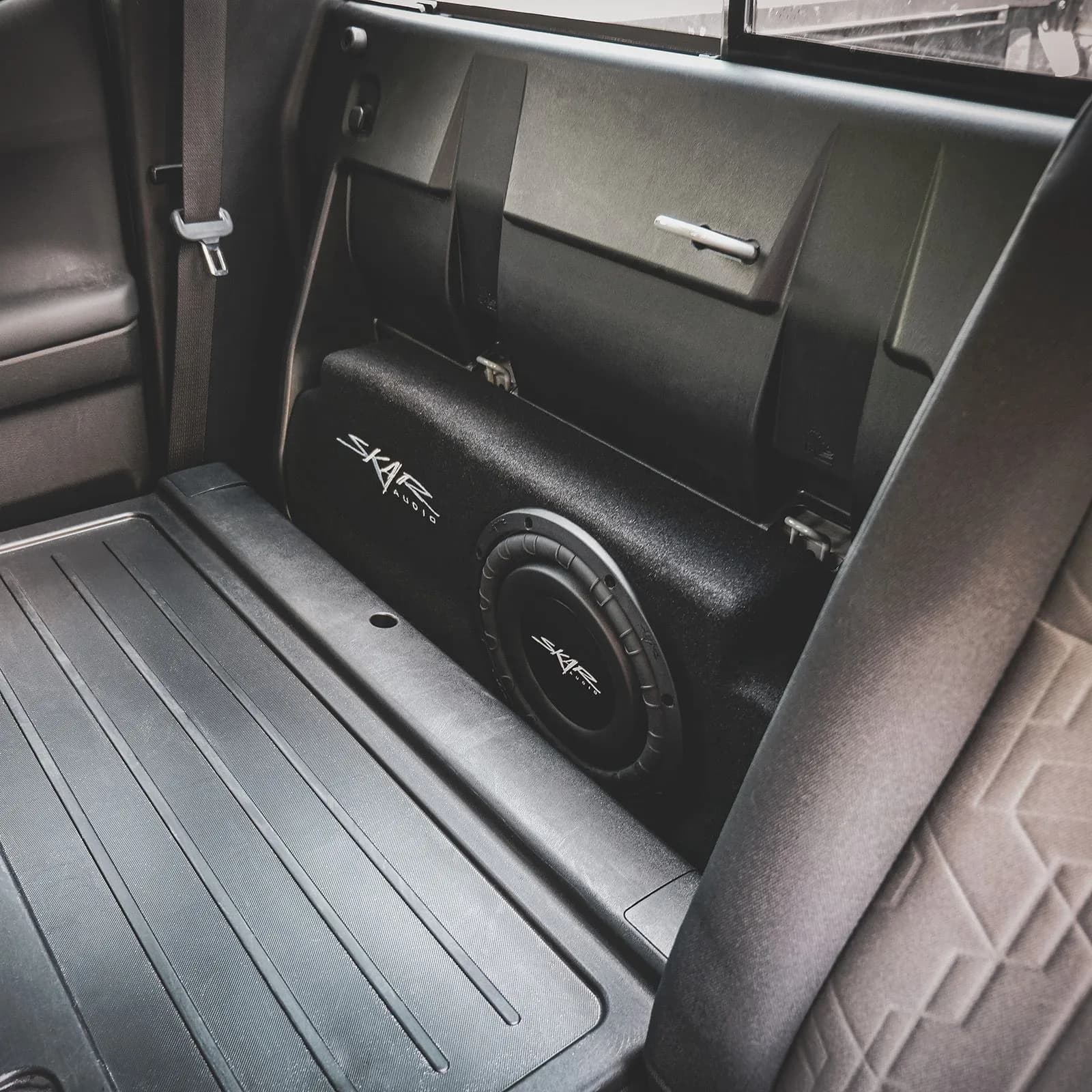 Featured Product Photo 7 for Single 10" 1,000W Max Power Loaded Subwoofer Enclosure Compatible with 2016-2023 Toyota Tacoma Double Cab Max Trucks